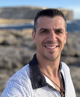 Julien G.